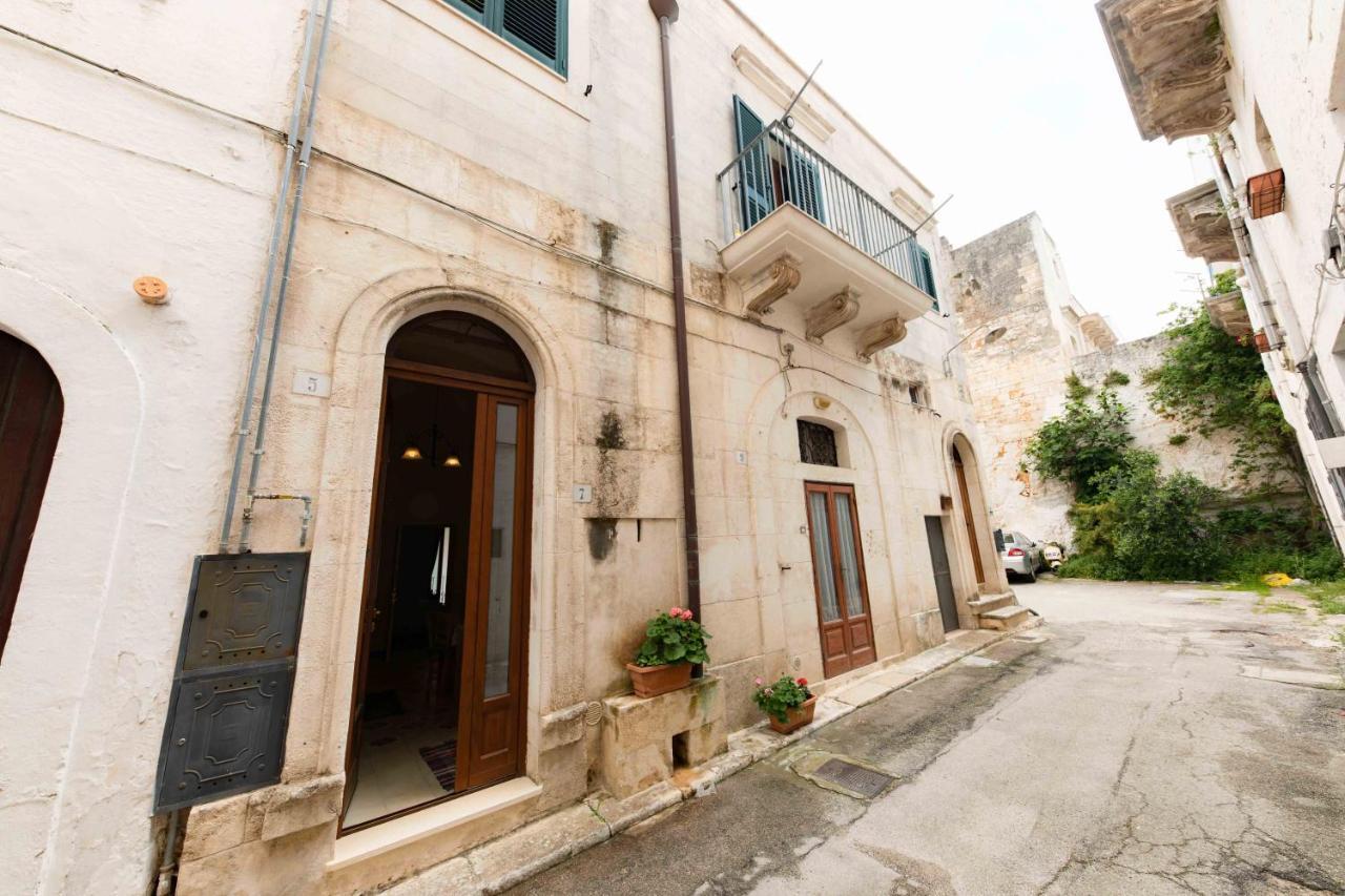 Casa Vacanza La Stradella أوستوني المظهر الخارجي الصورة