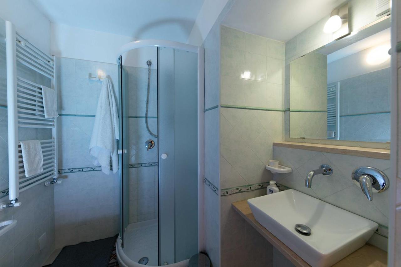 Casa Vacanza La Stradella أوستوني المظهر الخارجي الصورة