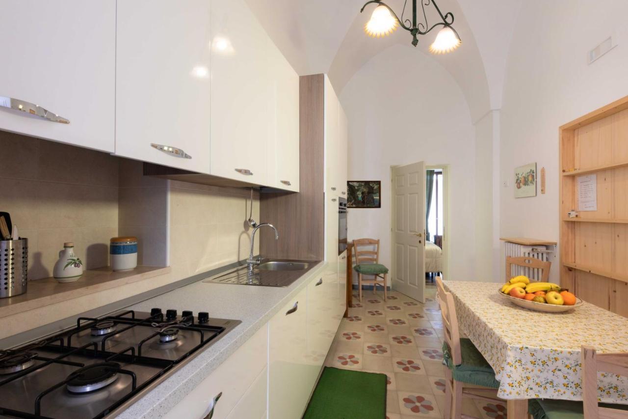 Casa Vacanza La Stradella أوستوني المظهر الخارجي الصورة