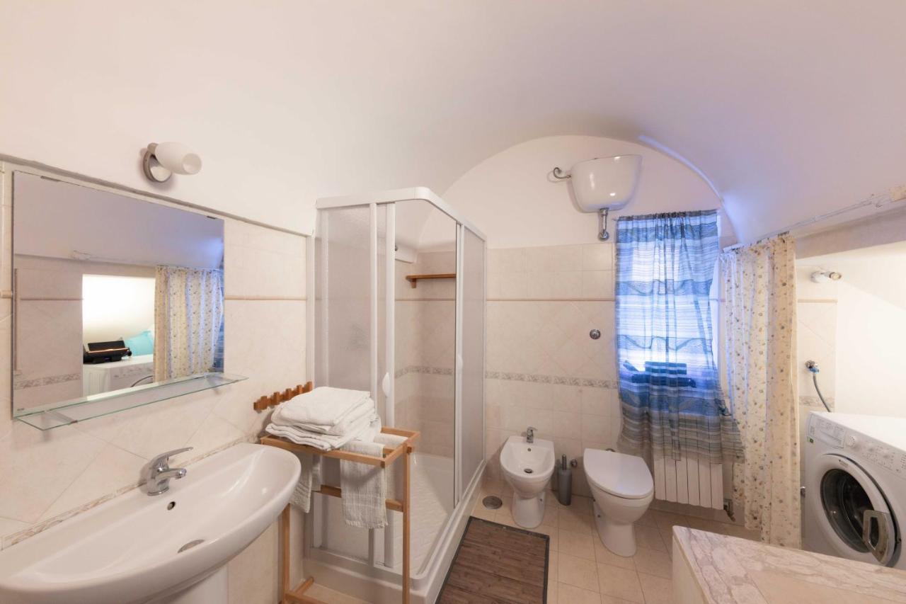 Casa Vacanza La Stradella أوستوني المظهر الخارجي الصورة