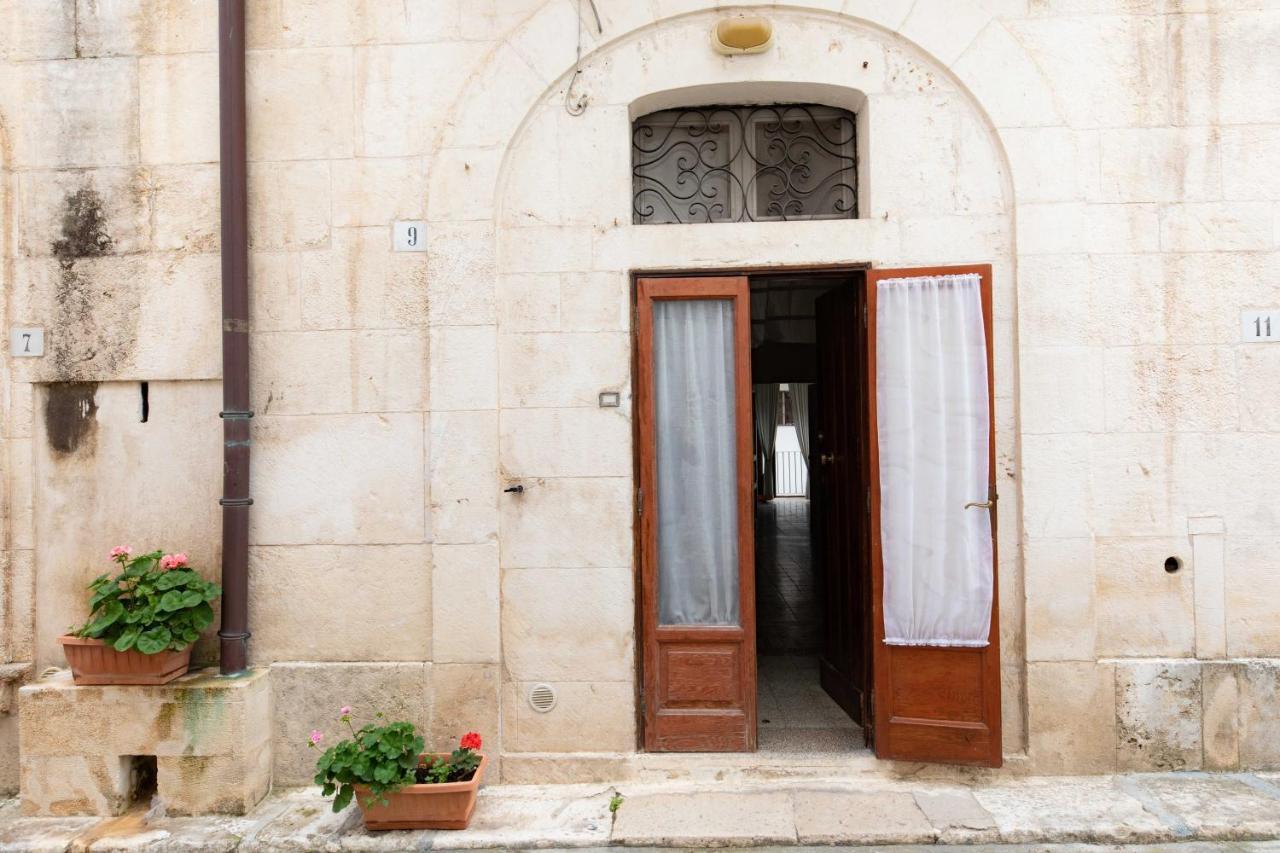 Casa Vacanza La Stradella أوستوني المظهر الخارجي الصورة